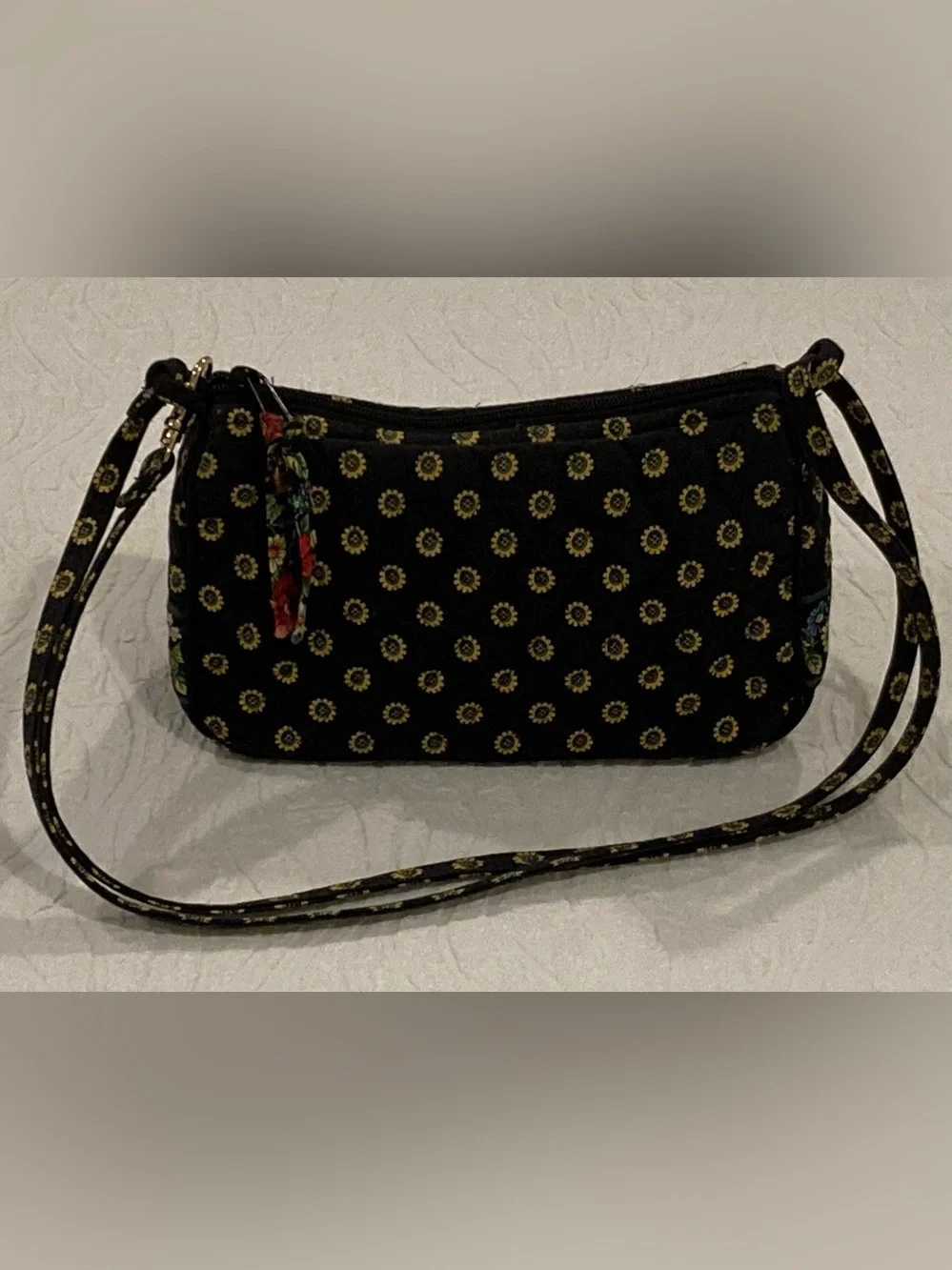 Vera Bradley Amy Sunflower Small Crossbody ShoulderBag Dimensions 9”x6